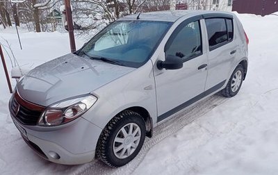 Renault Sandero I, 2014 год, 680 000 рублей, 1 фотография