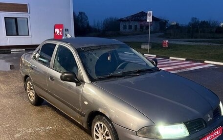 Mitsubishi Carisma I, 2002 год, 170 000 рублей, 1 фотография