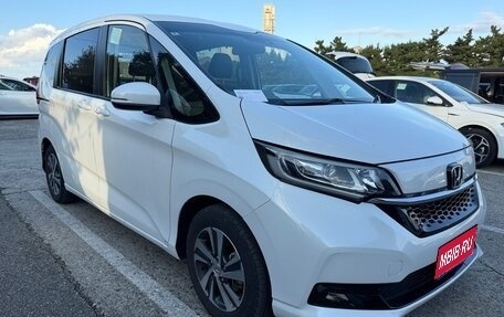 Honda Freed II, 2022 год, 1 500 000 рублей, 1 фотография