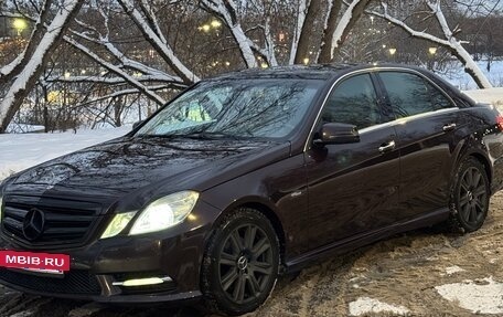 Mercedes-Benz E-Класс, 2012 год, 2 700 000 рублей, 6 фотография