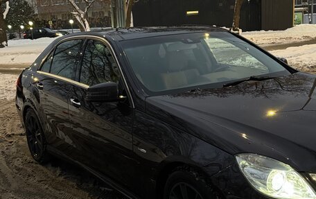 Mercedes-Benz E-Класс, 2012 год, 2 700 000 рублей, 8 фотография