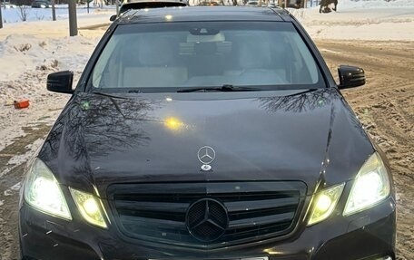 Mercedes-Benz E-Класс, 2012 год, 2 700 000 рублей, 9 фотография