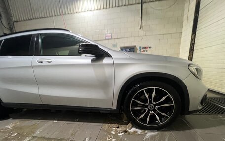 Mercedes-Benz GLA, 2019 год, 2 850 000 рублей, 4 фотография