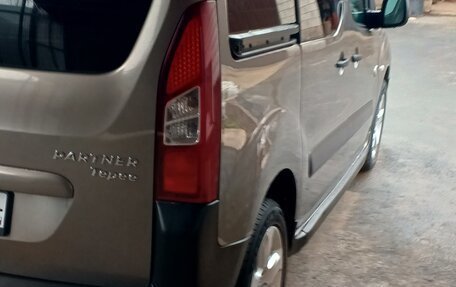 Peugeot Partner II рестайлинг 2, 2013 год, 690 000 рублей, 5 фотография