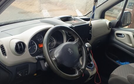 Peugeot Partner II рестайлинг 2, 2013 год, 690 000 рублей, 6 фотография