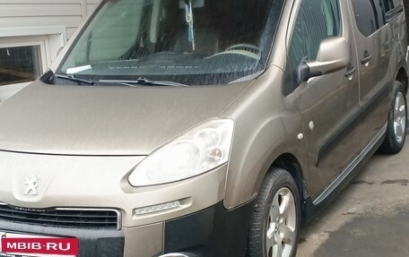 Peugeot Partner II рестайлинг 2, 2013 год, 690 000 рублей, 3 фотография