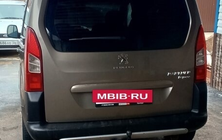 Peugeot Partner II рестайлинг 2, 2013 год, 690 000 рублей, 4 фотография