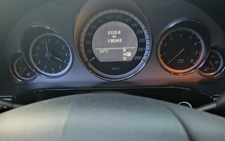 Mercedes-Benz E-Класс, 2011 год, 1 400 000 рублей, 3 фотография