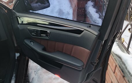 Mercedes-Benz E-Класс, 2011 год, 1 400 000 рублей, 13 фотография