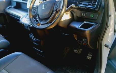 Honda Stepwgn IV, 2018 год, 2 550 000 рублей, 5 фотография