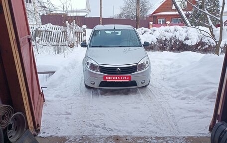 Renault Sandero I, 2014 год, 680 000 рублей, 2 фотография