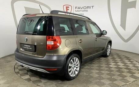 Skoda Yeti I рестайлинг, 2011 год, 1 015 000 рублей, 6 фотография