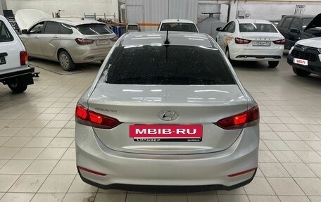 Hyundai Solaris II рестайлинг, 2019 год, 1 299 000 рублей, 4 фотография