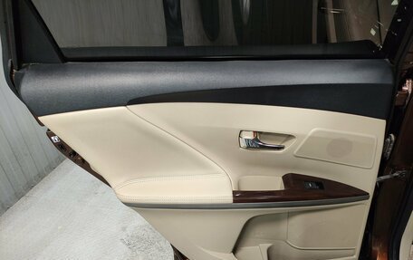 Toyota Venza I, 2013 год, 1 880 000 рублей, 15 фотография