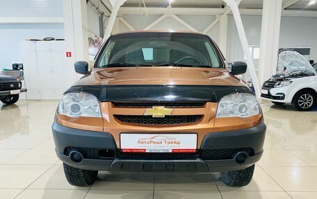 Chevrolet Niva I рестайлинг, 2018 год, 770 000 рублей, 2 фотография