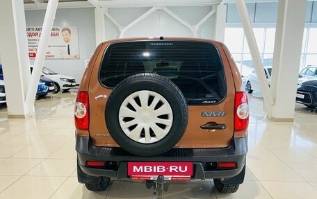 Chevrolet Niva I рестайлинг, 2018 год, 770 000 рублей, 7 фотография