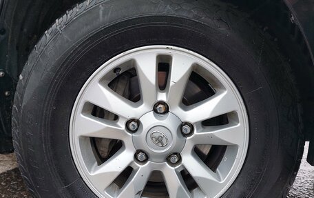 Toyota Land Cruiser 200, 2009 год, 2 520 000 рублей, 14 фотография