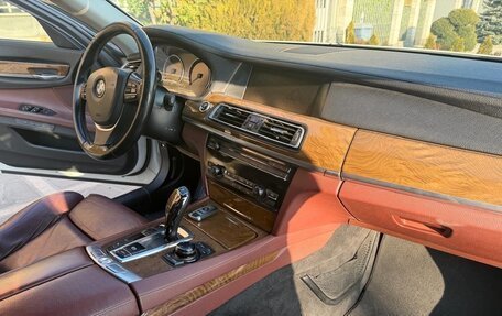 BMW 7 серия, 2011 год, 1 290 000 рублей, 6 фотография