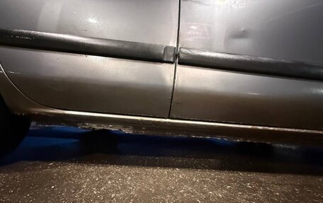 Mitsubishi Carisma I, 2002 год, 170 000 рублей, 10 фотография