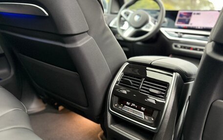 BMW X7, 2025 год, 15 700 000 рублей, 24 фотография