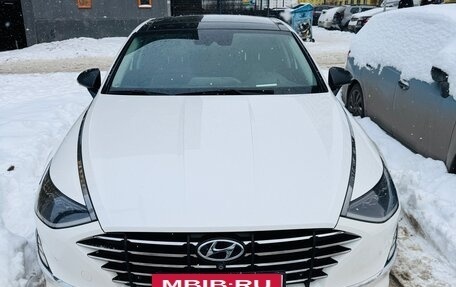 Hyundai Sonata VIII, 2020 год, 2 350 000 рублей, 2 фотография