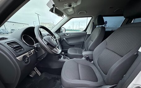 Skoda Yeti I рестайлинг, 2014 год, 1 077 000 рублей, 17 фотография