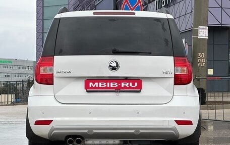 Skoda Yeti I рестайлинг, 2014 год, 1 077 000 рублей, 28 фотография