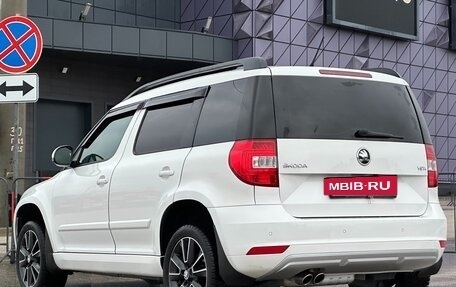 Skoda Yeti I рестайлинг, 2014 год, 1 077 000 рублей, 25 фотография