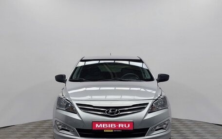 Hyundai Solaris II рестайлинг, 2015 год, 999 000 рублей, 2 фотография