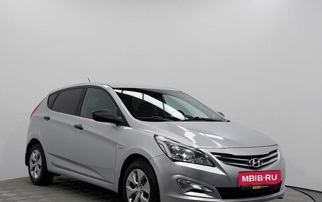 Hyundai Solaris II рестайлинг, 2015 год, 999 000 рублей, 3 фотография