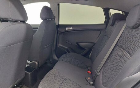 Hyundai Solaris II рестайлинг, 2015 год, 999 000 рублей, 16 фотография