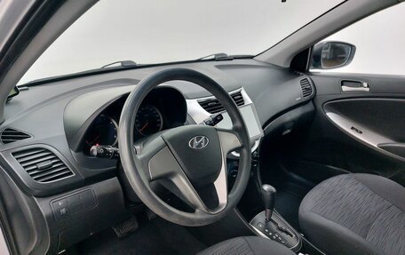 Hyundai Solaris II рестайлинг, 2015 год, 999 000 рублей, 10 фотография