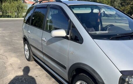 SEAT Alhambra II рестайлинг, 2001 год, 1 000 001 рублей, 1 фотография