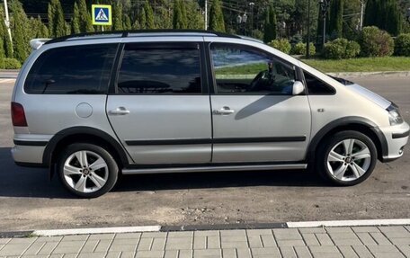 SEAT Alhambra II рестайлинг, 2001 год, 1 000 001 рублей, 4 фотография