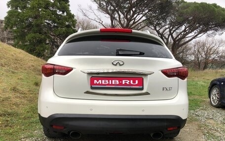 Infiniti FX II, 2010 год, 2 190 000 рублей, 1 фотография