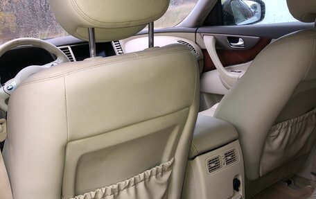 Infiniti FX II, 2010 год, 2 190 000 рублей, 13 фотография