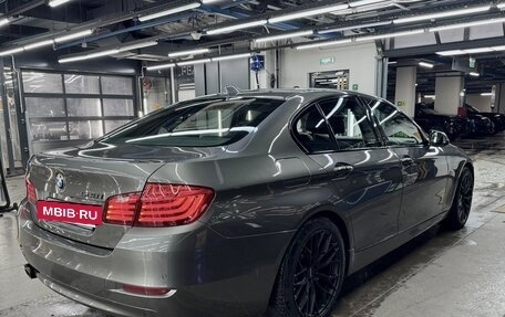 BMW 5 серия, 2013 год, 2 100 000 рублей, 8 фотография
