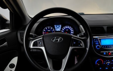 Hyundai Solaris II рестайлинг, 2014 год, 741 000 рублей, 10 фотография