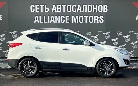 Hyundai Tucson III, 2011 год, 1 385 000 рублей, 9 фотография