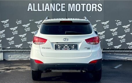 Hyundai Tucson III, 2011 год, 1 385 000 рублей, 6 фотография