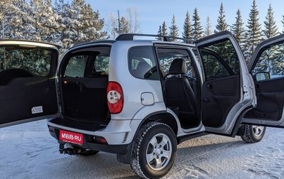 Chevrolet Niva I рестайлинг, 2012 год, 670 000 рублей, 1 фотография