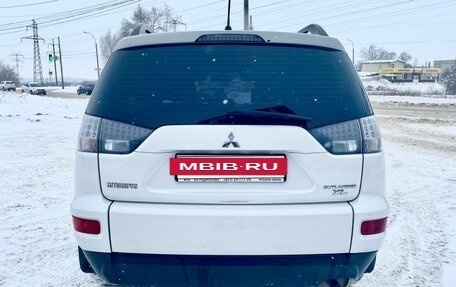 Mitsubishi Outlander III рестайлинг 3, 2011 год, 1 100 000 рублей, 7 фотография
