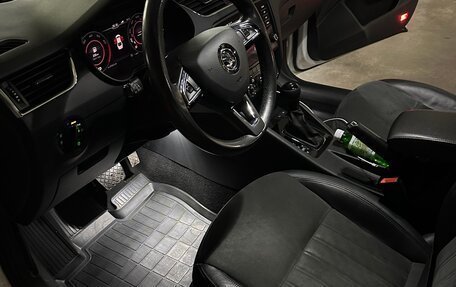 Skoda Octavia, 2019 год, 1 800 000 рублей, 14 фотография