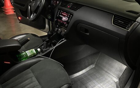 Skoda Octavia, 2019 год, 1 800 000 рублей, 18 фотография