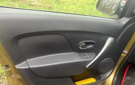 Renault Sandero II рестайлинг, 2015 год, 1 077 000 рублей, 5 фотография