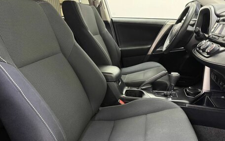 Toyota RAV4, 2017 год, 2 525 000 рублей, 9 фотография