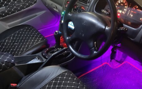 Mitsubishi Galant VIII, 1997 год, 300 000 рублей, 6 фотография