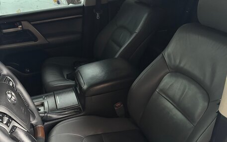 Toyota Land Cruiser 200, 2008 год, 2 580 000 рублей, 16 фотография