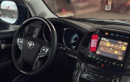 Toyota Land Cruiser 200, 2008 год, 2 580 000 рублей, 18 фотография