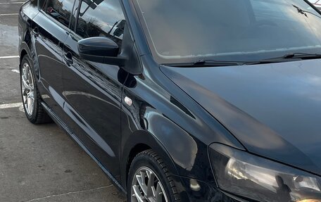 Volkswagen Polo VI (EU Market), 2013 год, 895 000 рублей, 4 фотография